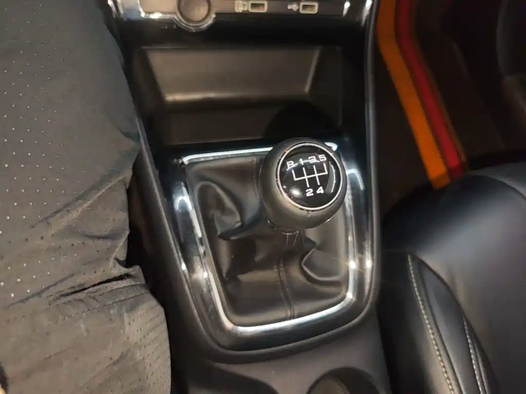Roewe i5 2019 2019 1.5L Manual 4G-Connected Langyue Edition