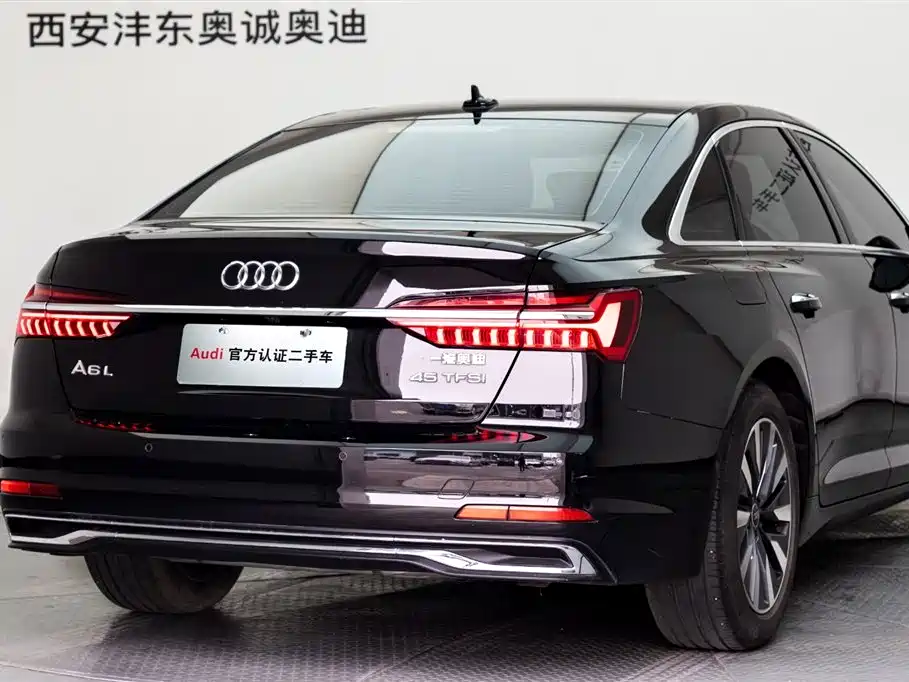 Audi A6L 2023 45 TFSI Premium Selection Elegance фото 21