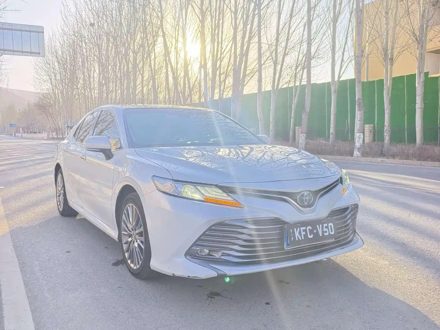 Toyota Camry 2019 Facelift Hybrid 2.5HG Luxury Edition фото 3