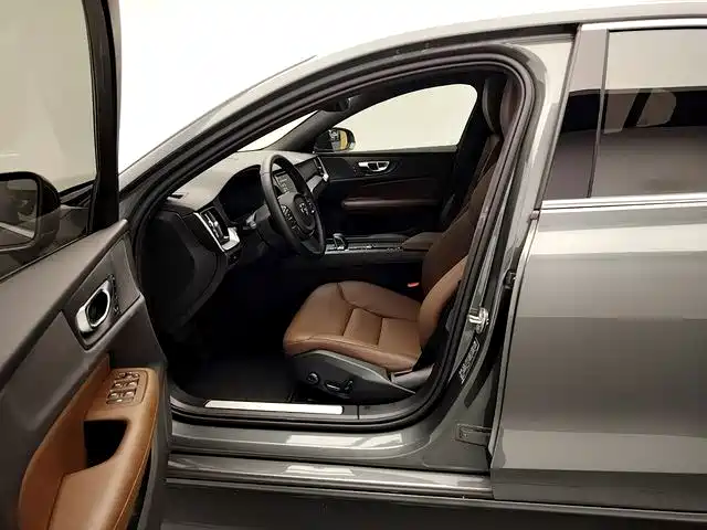 Volvo S60 2026 2026 B4 Smart Luxury Edition