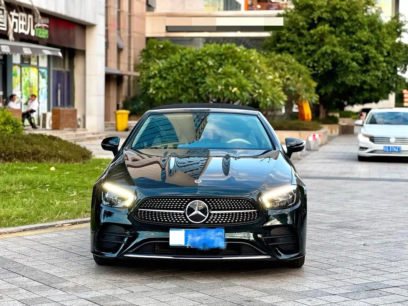  E CLASS