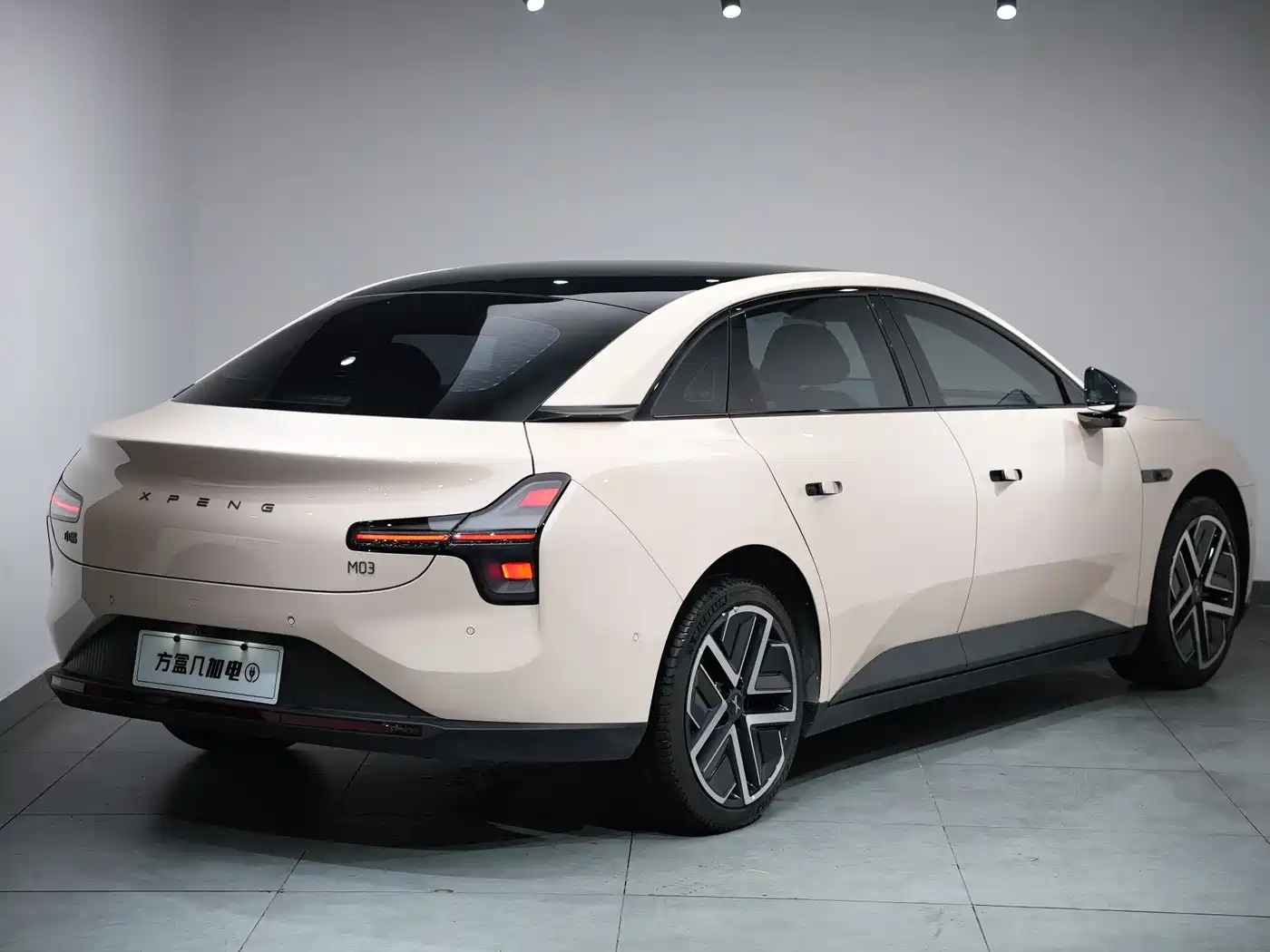 XIAOPENG MONA M03