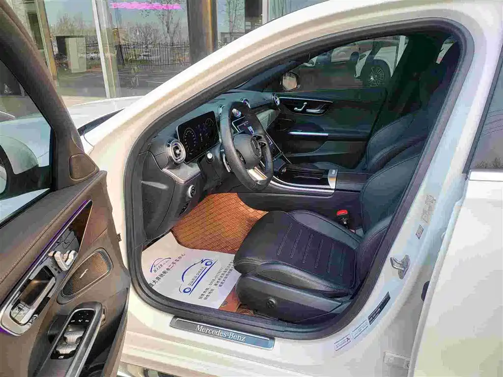 Mercedes-Benz C-Class 2024 Facelift C 260 L Sport фото 6