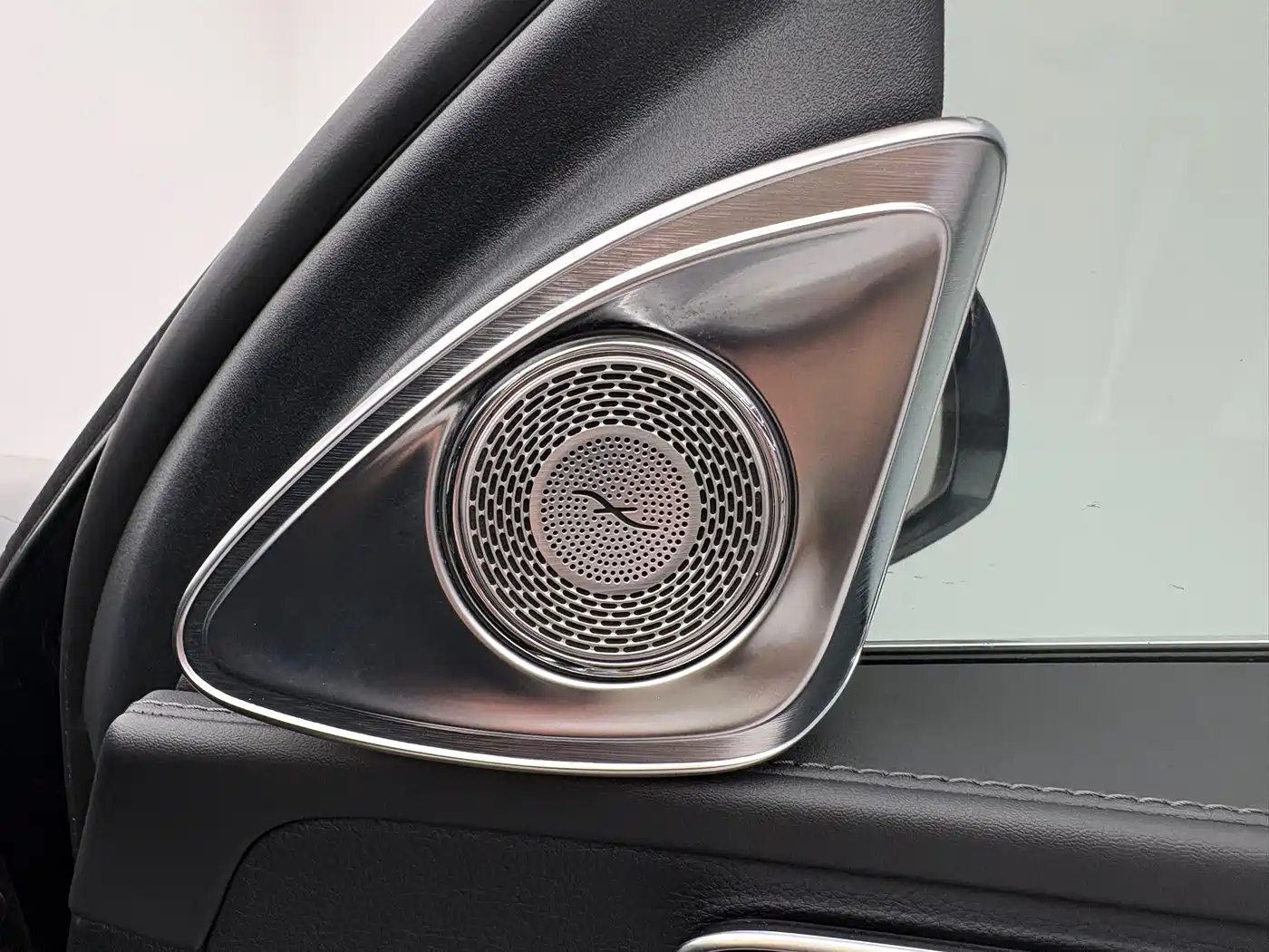 Mercedes-Benz C-Class 2024 C 260 L фото 11