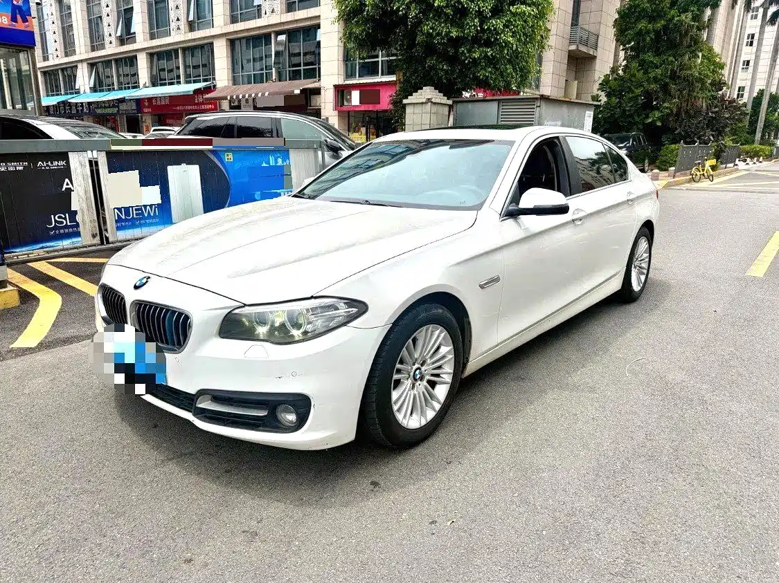 BMW 5 Series 2014 525Li Leading