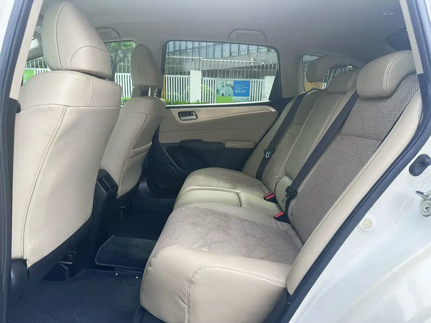 Honda Jade 2014 2013 1.8L Automatic Comfort Edition 5-seater