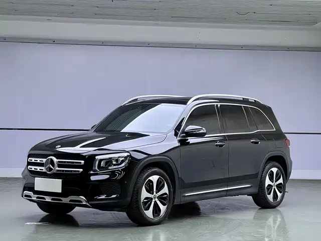 MERCEDES-BENZ GLB