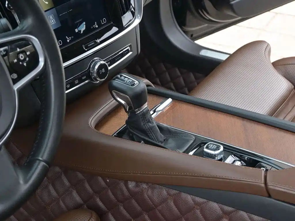 Volvo S90 2017 2017 T5 Premium Intelligent Edition