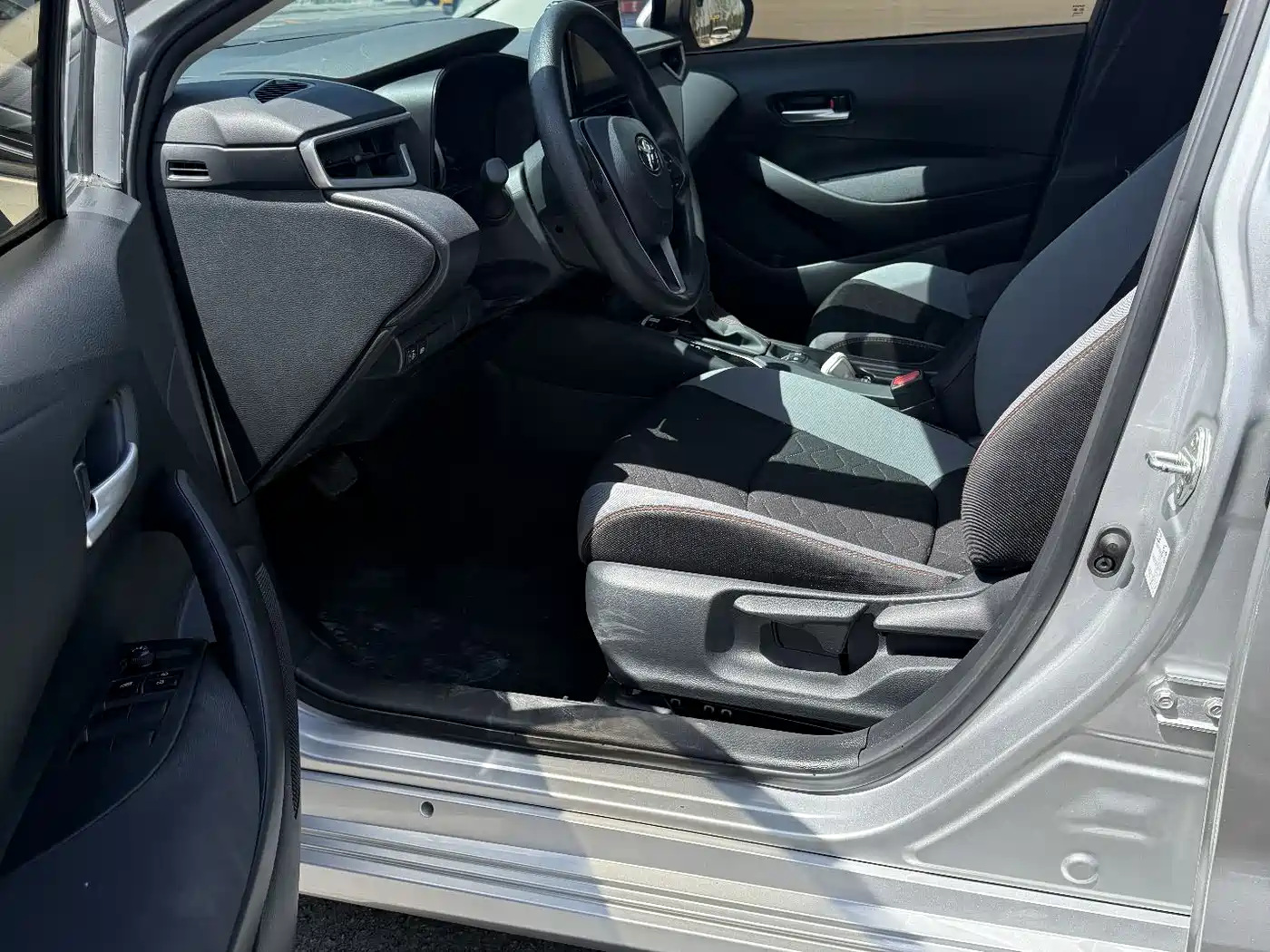 Toyota Corolla 2022 1.2T S-CVT Pioneer PLUS Edition фото 10