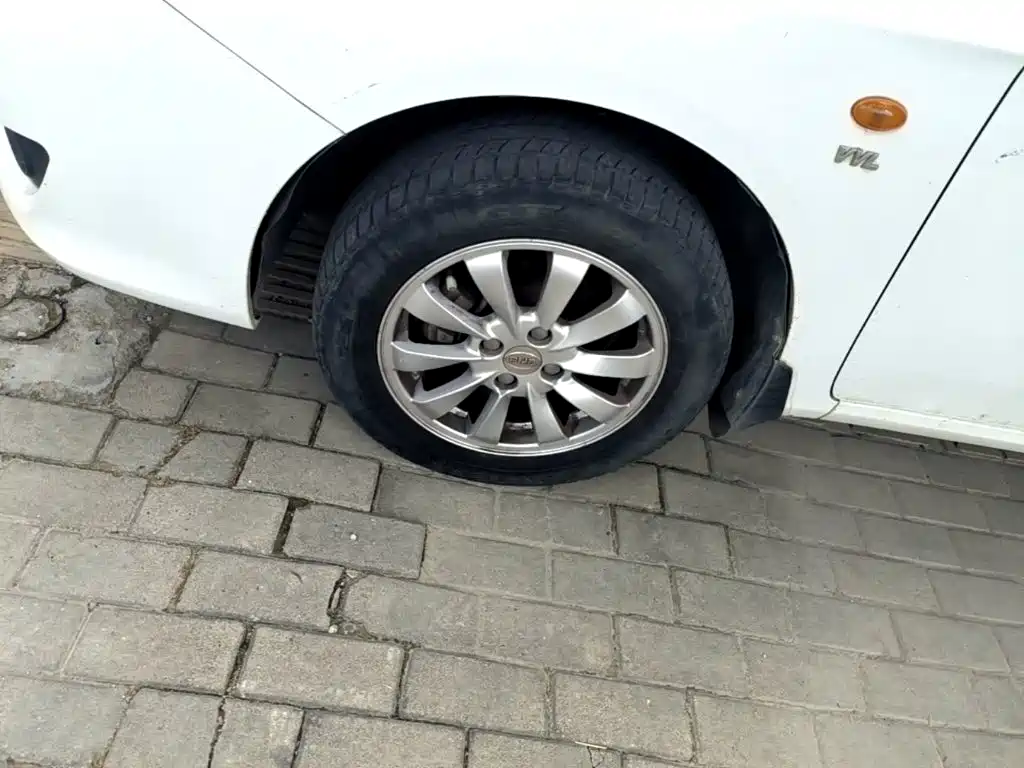 BYD L3 2015 2012 1.5L Manual Premium