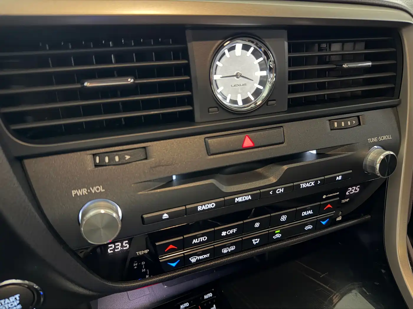 Lexus RX 2016 300 4WD Elegance Edition (China V) фото 9