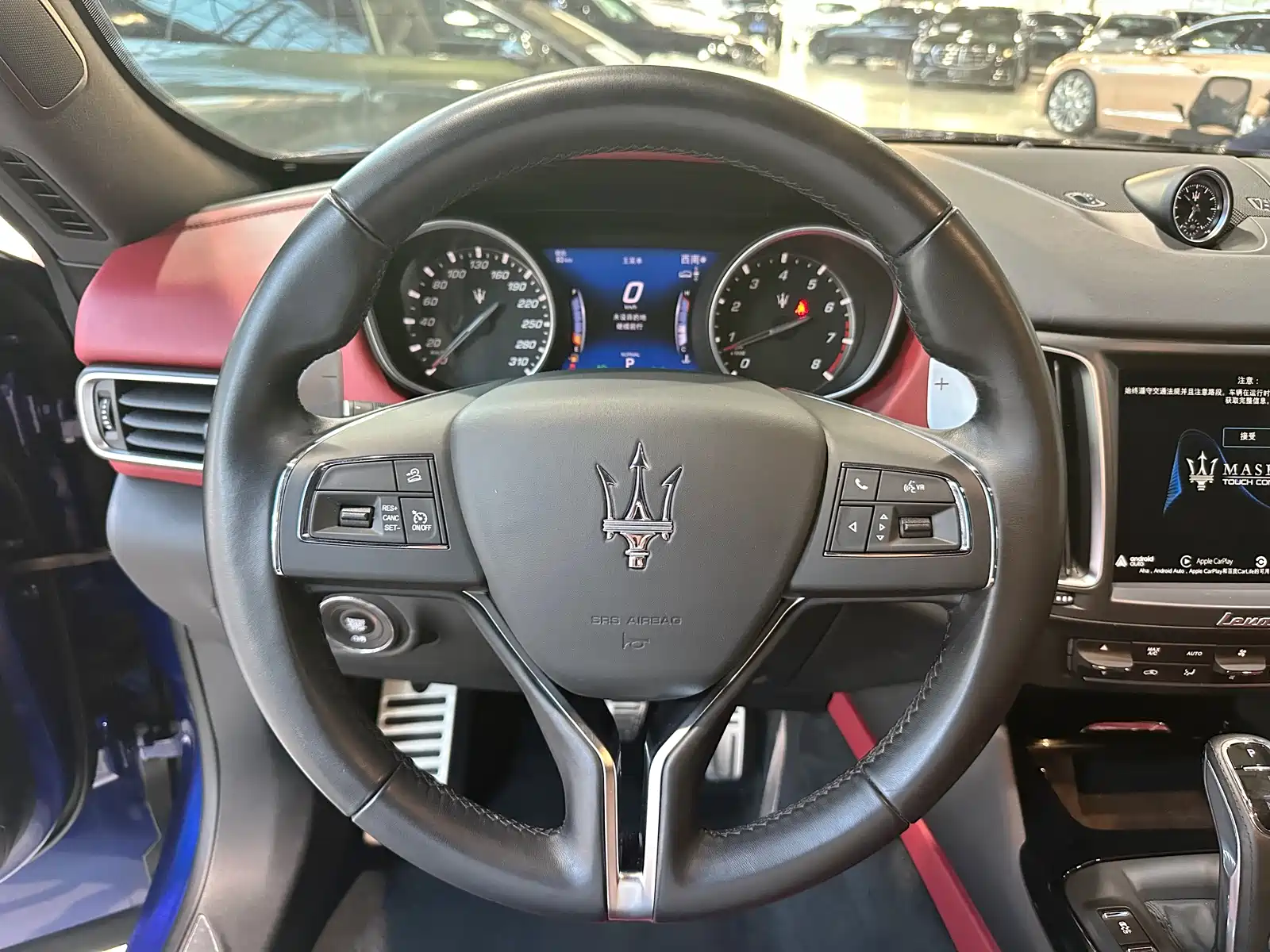 Photo 11 - Maserati Levante