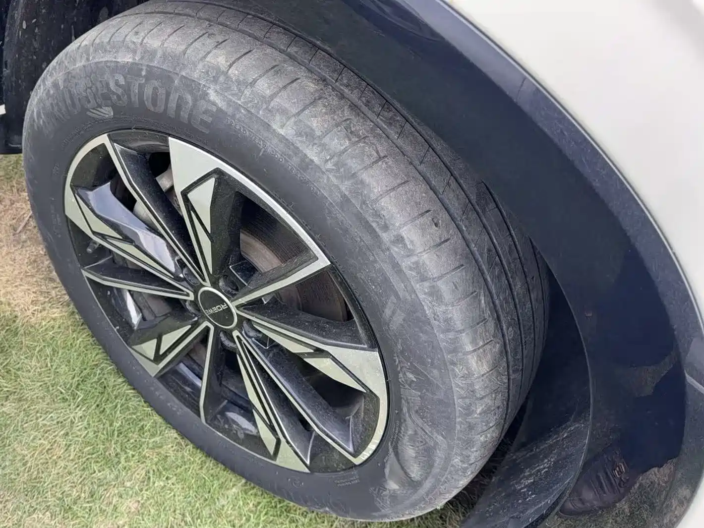 Фото 5 - Roewe RX5