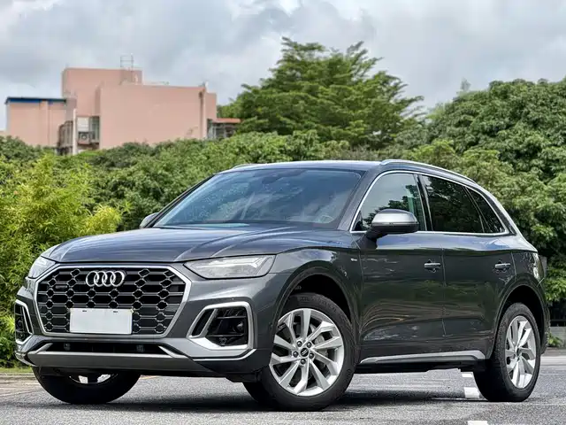 Audi Q5L 2021 40 TFSI Luxury Dynamic — фото 1