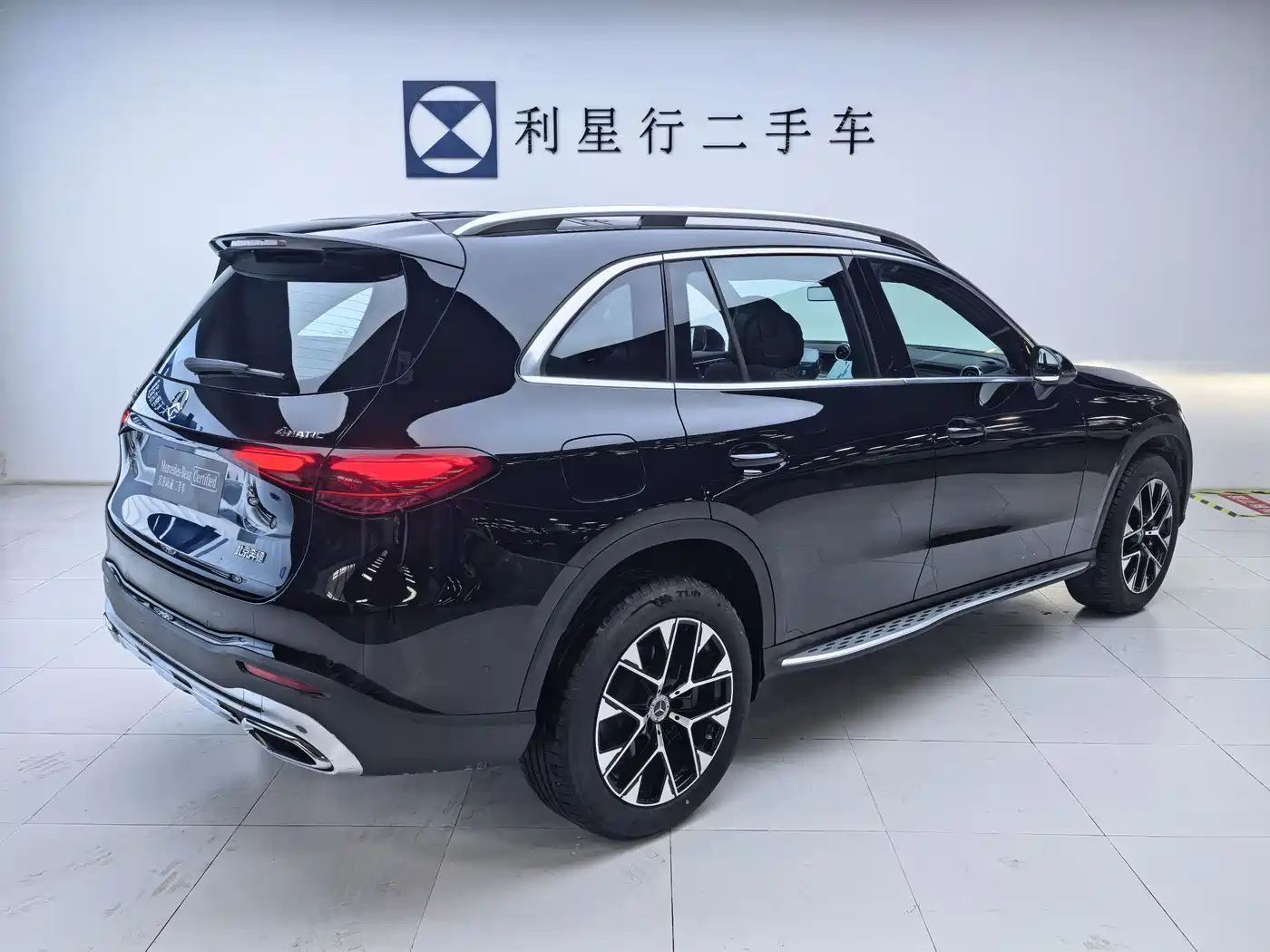 MERCEDES-BENZ GLC