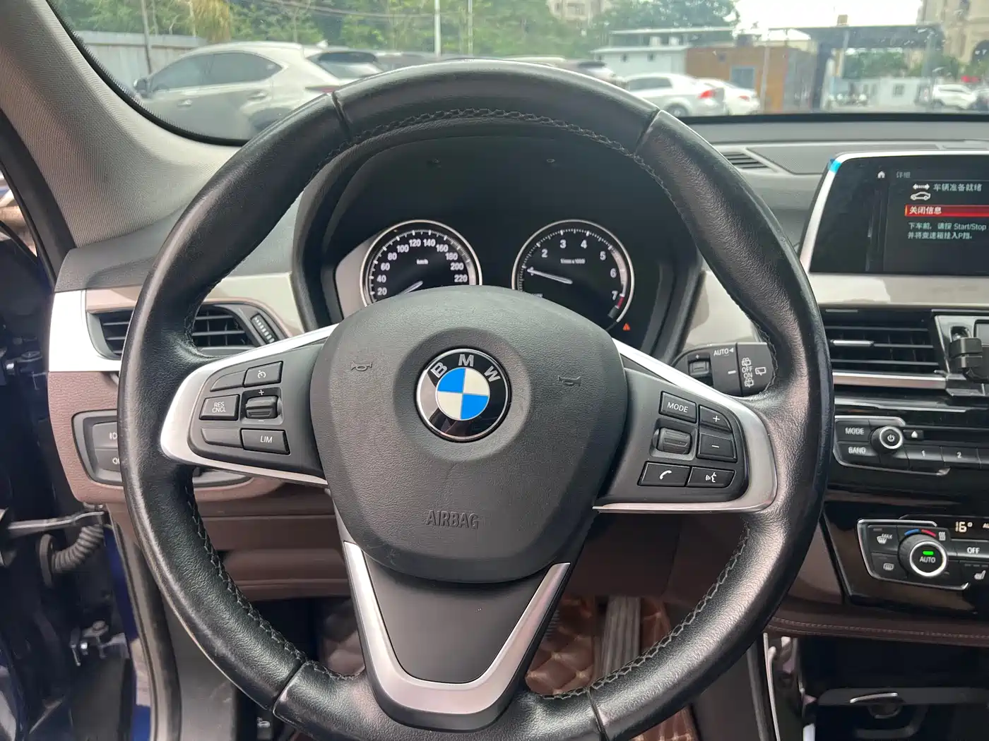 BMW X1 New Energy 2018 xDrive25Le Luxury Model фото 11