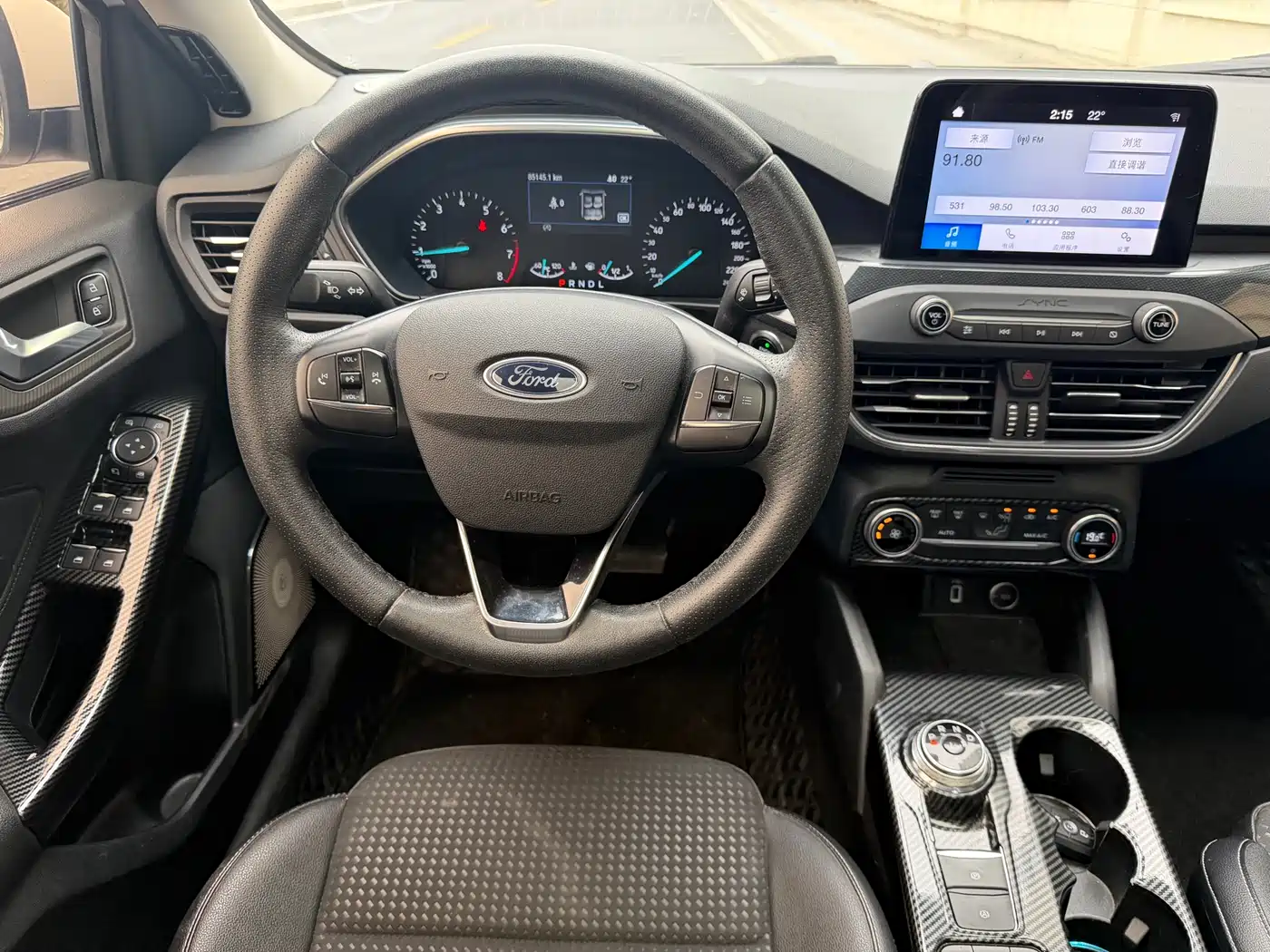 FORD FOX