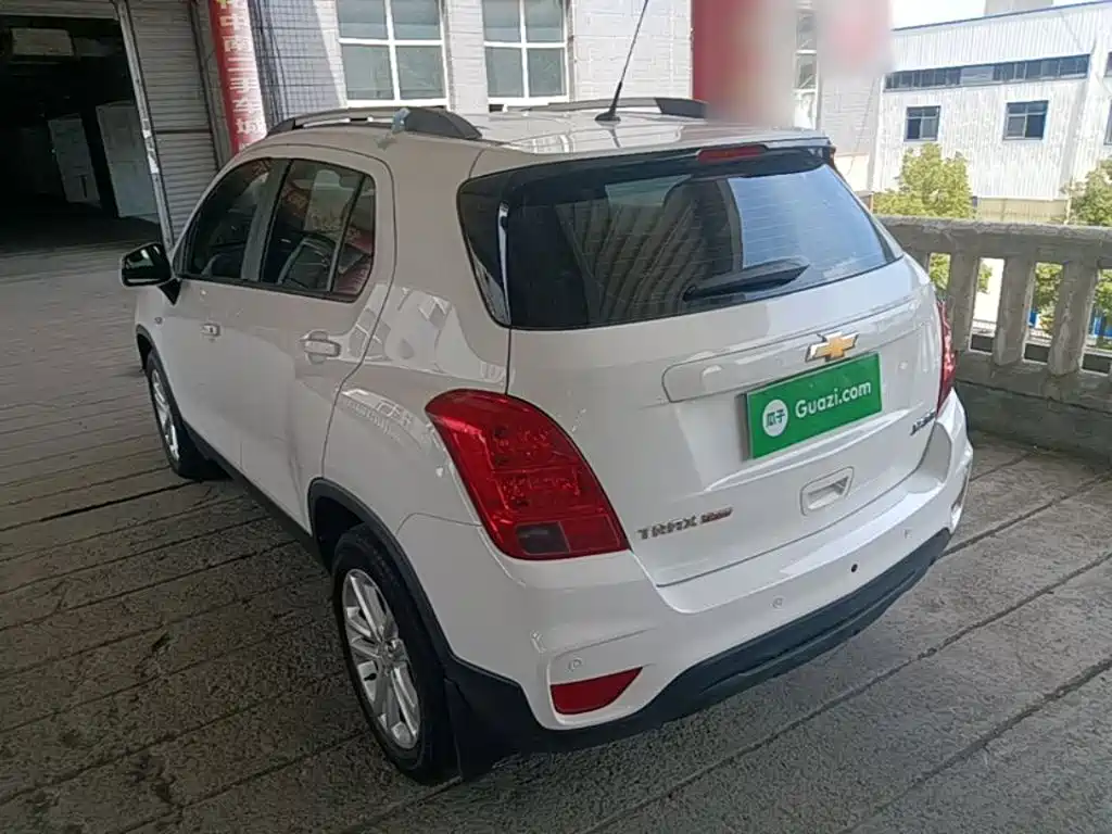 Фото 5 - Chevrolet Trax