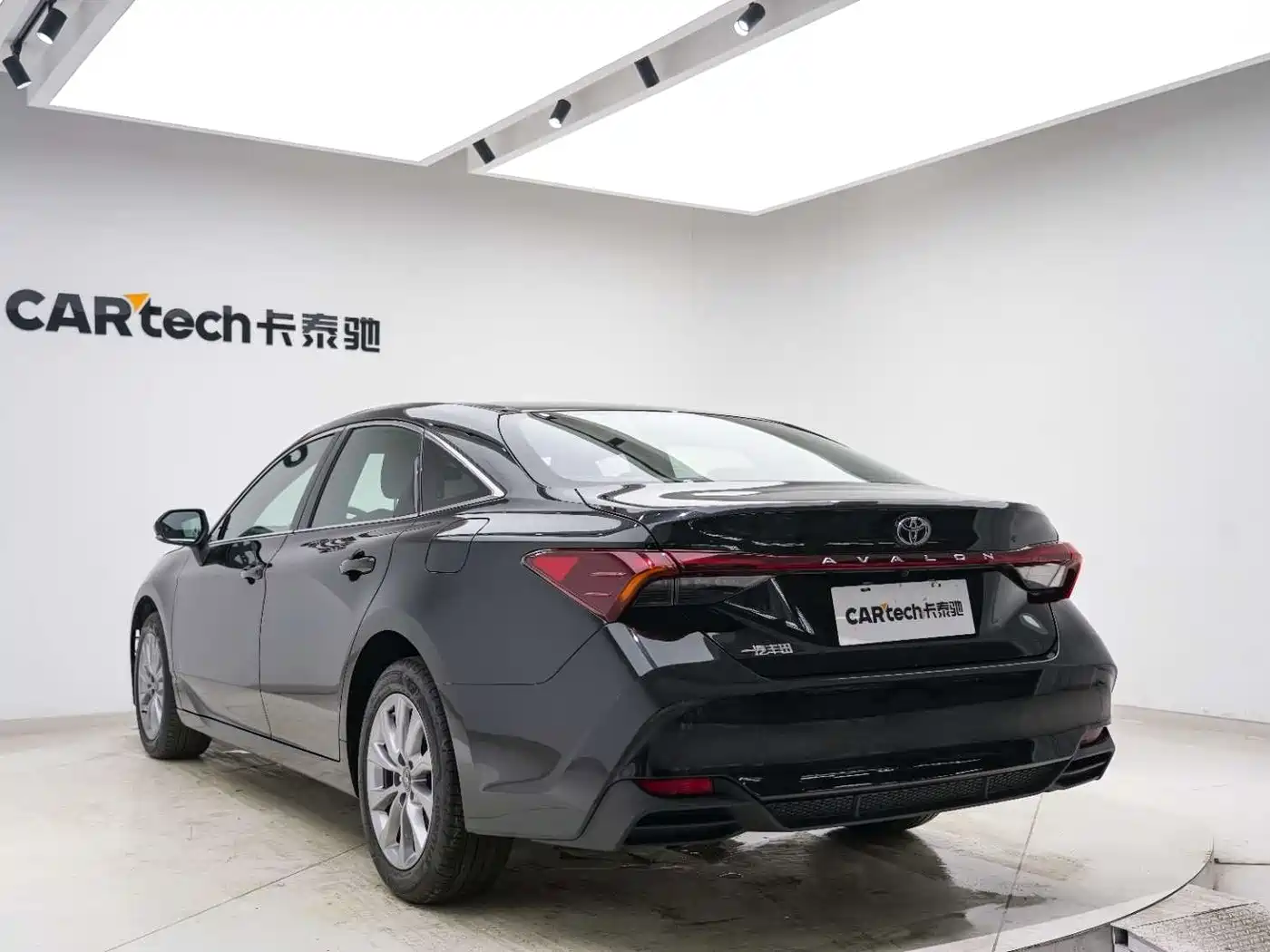 Toyota Avalon 2024 Model 2.0L Progressive Edition фото 20