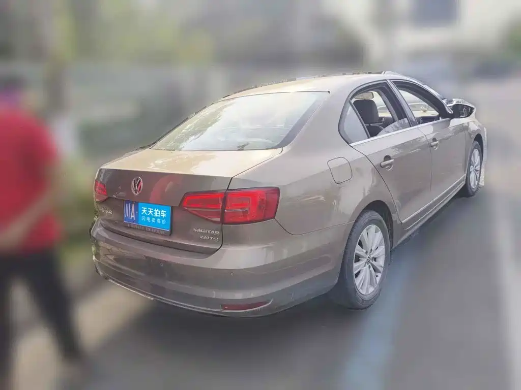 Фото 2 - Volkswagen Sagitar