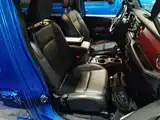 Фото 25 - Jeep Wrangler