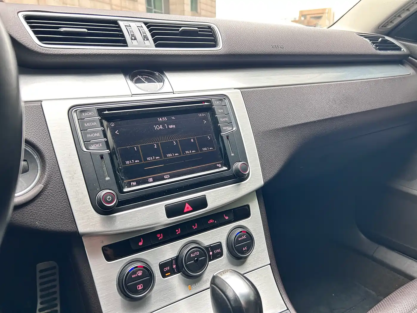 Volkswagen FAW-Volkswagen CC 2016 Model 1.8TSI Luxury фото 19