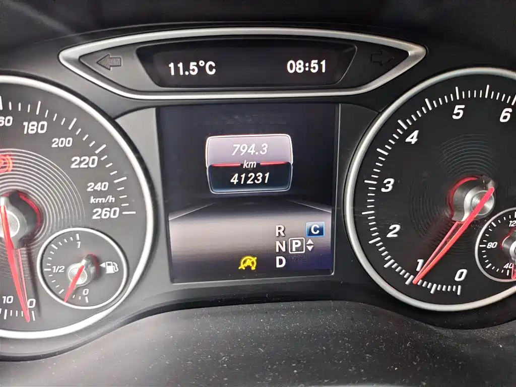 Mercedes-Benz B-Class 2015 B 200 Dynamic фото 5