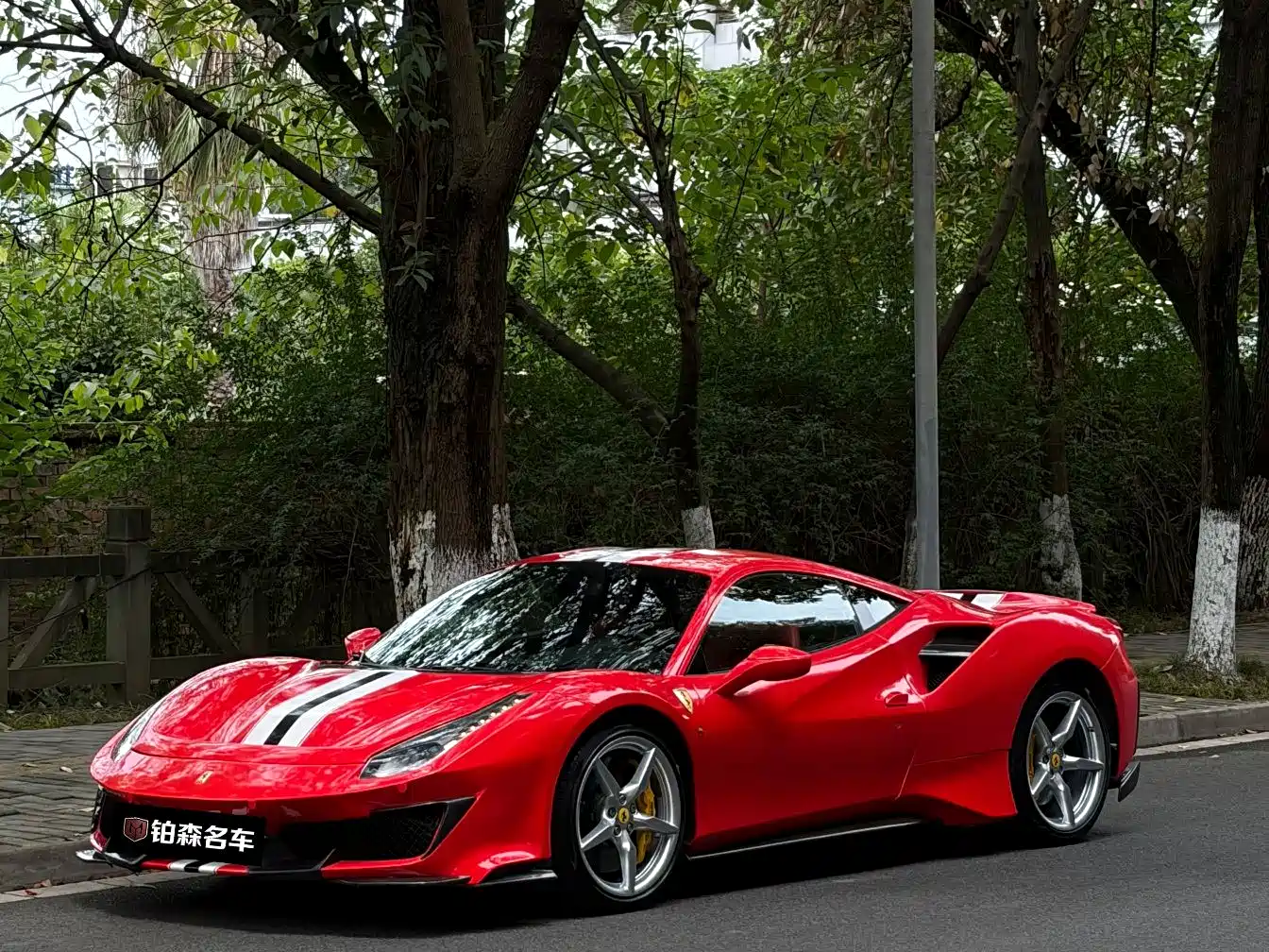 Ferrari 488