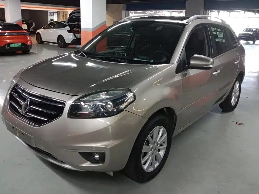 Renault Koleos (Import) 2013 2012 2.5L 2WD Luxury Navigation Edition