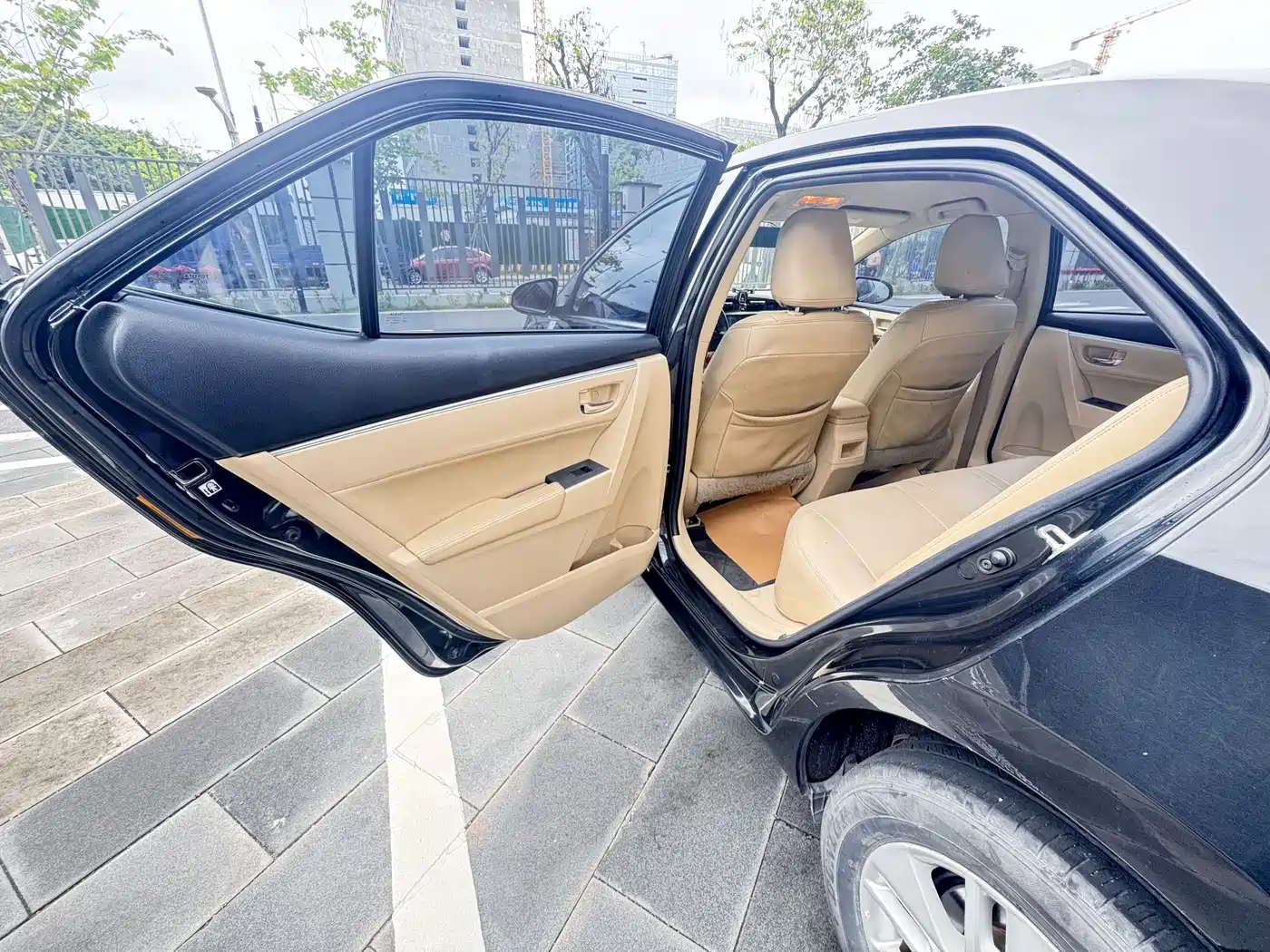 Toyota Corolla 2014 1.6L CVT GL фото 20