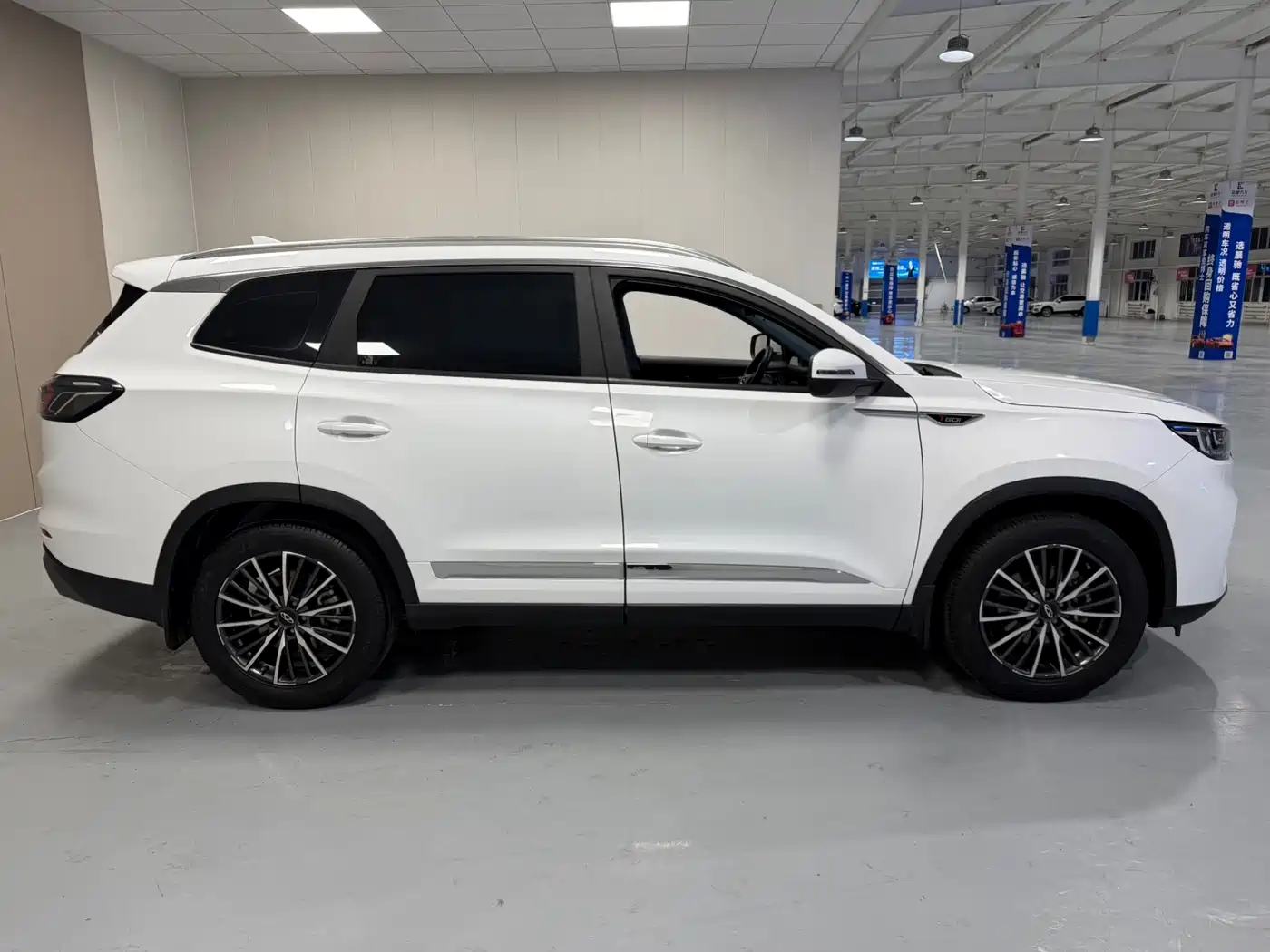 CHERY TIGGO 8 PLUS