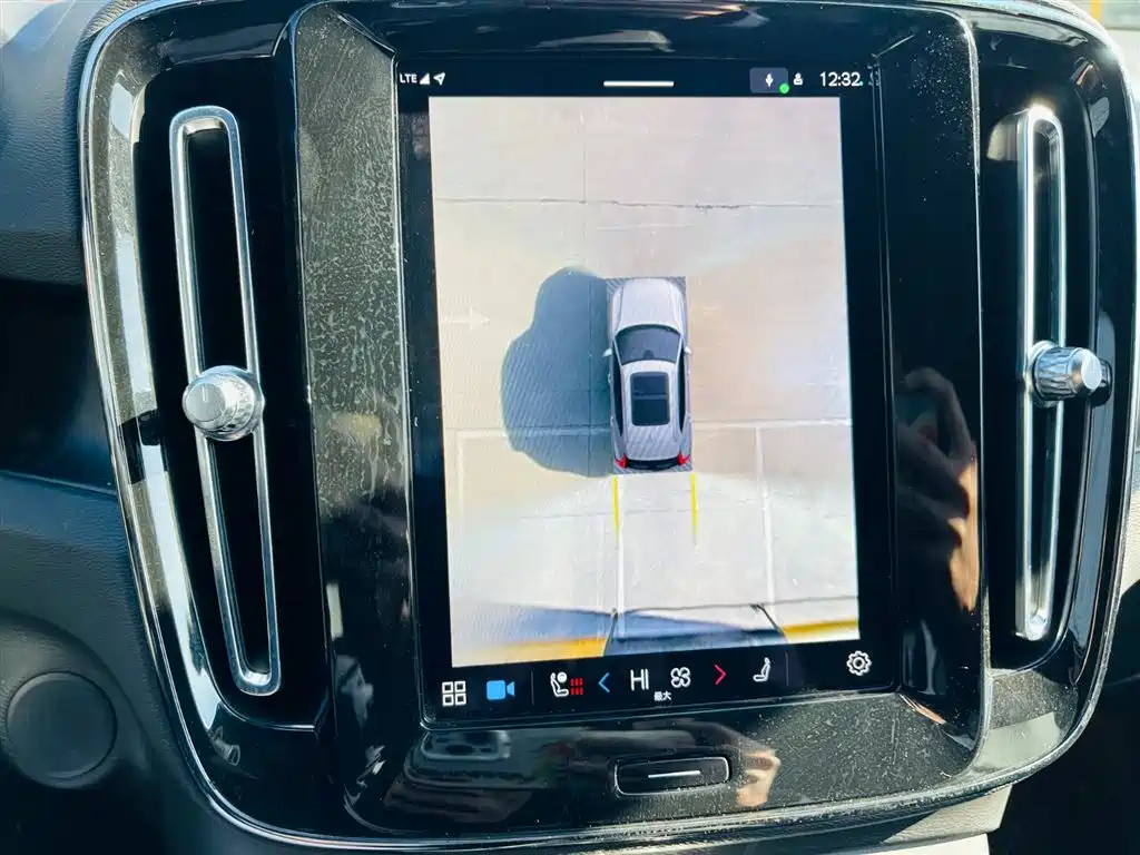 VOLVO XC40 NEW ENERGY