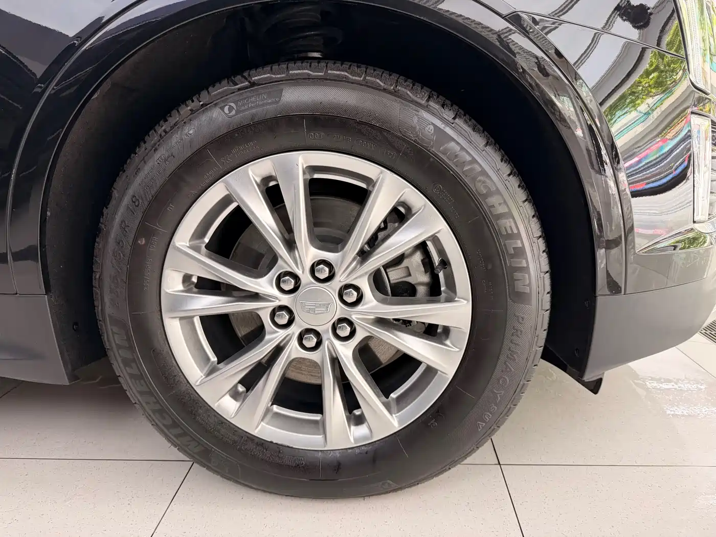 Cadillac XT5 2022 2.0T 2WD Luxury фото 13