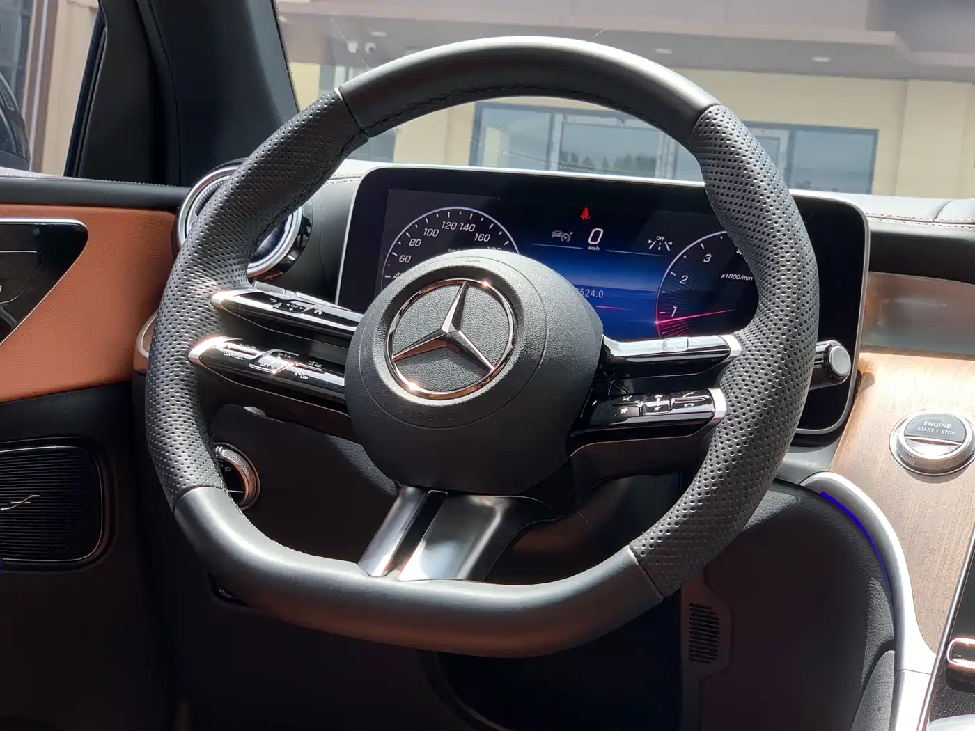 Mercedes-Benz GLC 2024 GLC 300 L 4MATIC Dynamic 5-seater фото 20