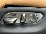 Фото 30 - Lexus LS