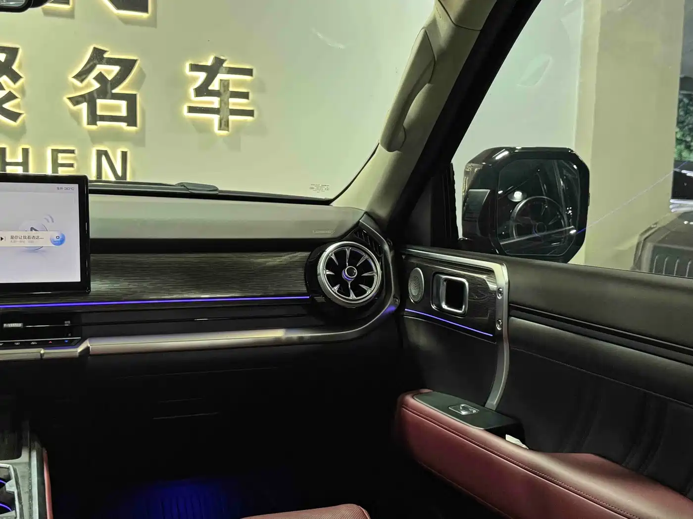 Tank 400 New Energy 2024 Hi4-T Off-Road Edition фото 12
