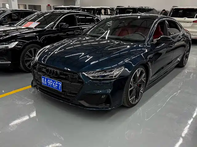 AUDI A7L