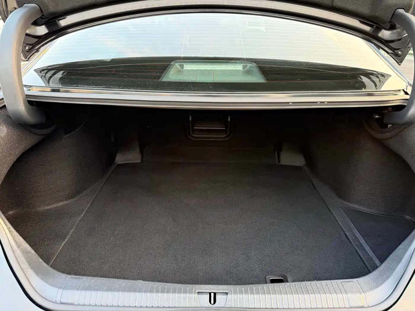 Toyota Avalon 2019 Hybrid 2.5L Limited Flagship Edition China VI фото 22