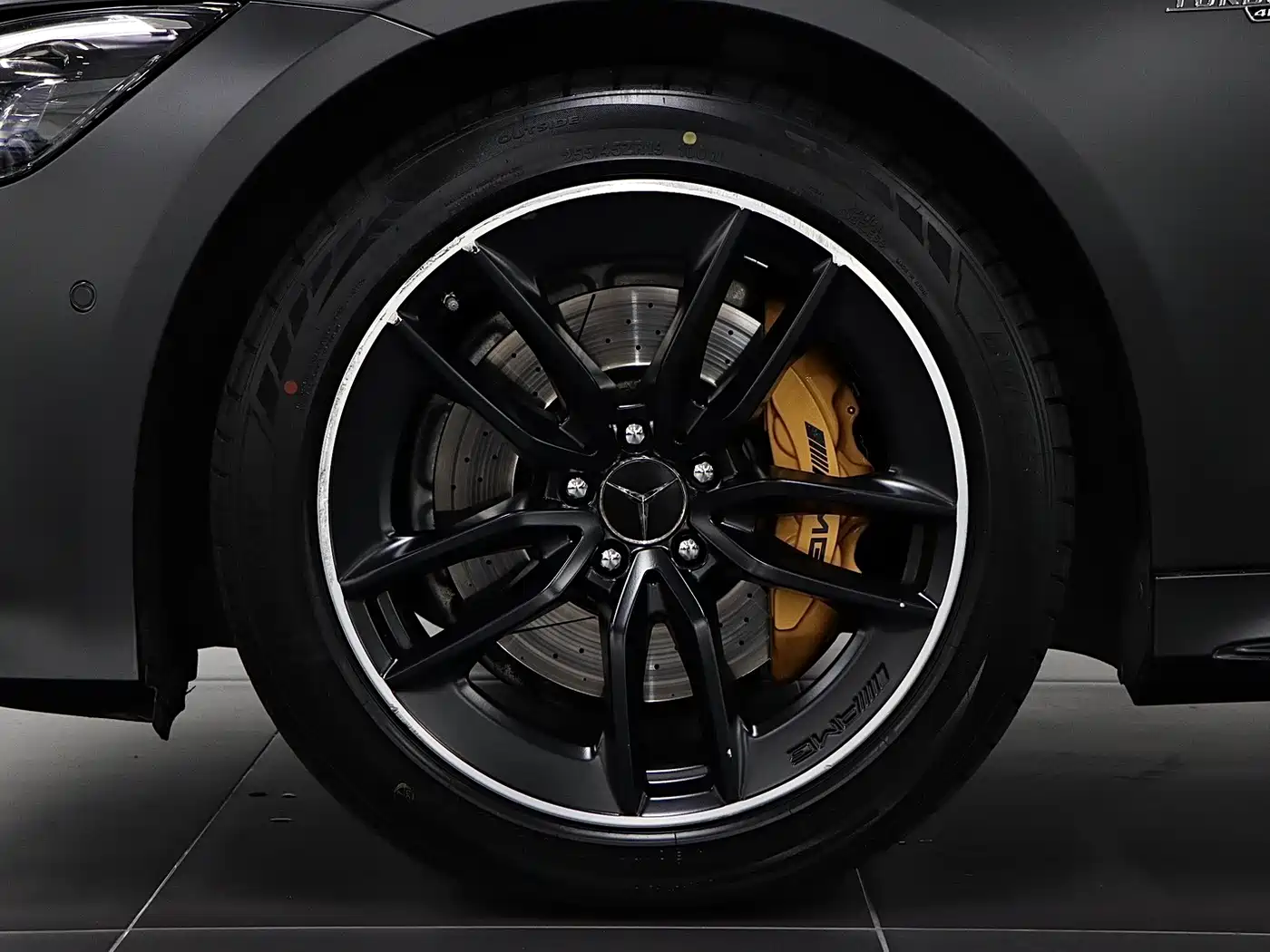 Mercedes-Benz AMG GT 2019 AMG GT 50 4-Door Coupe фото 8