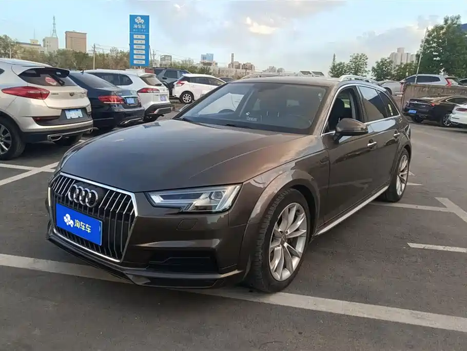 Audi A4 (Import) 2017 45 TFSI allroad quattro Fashion