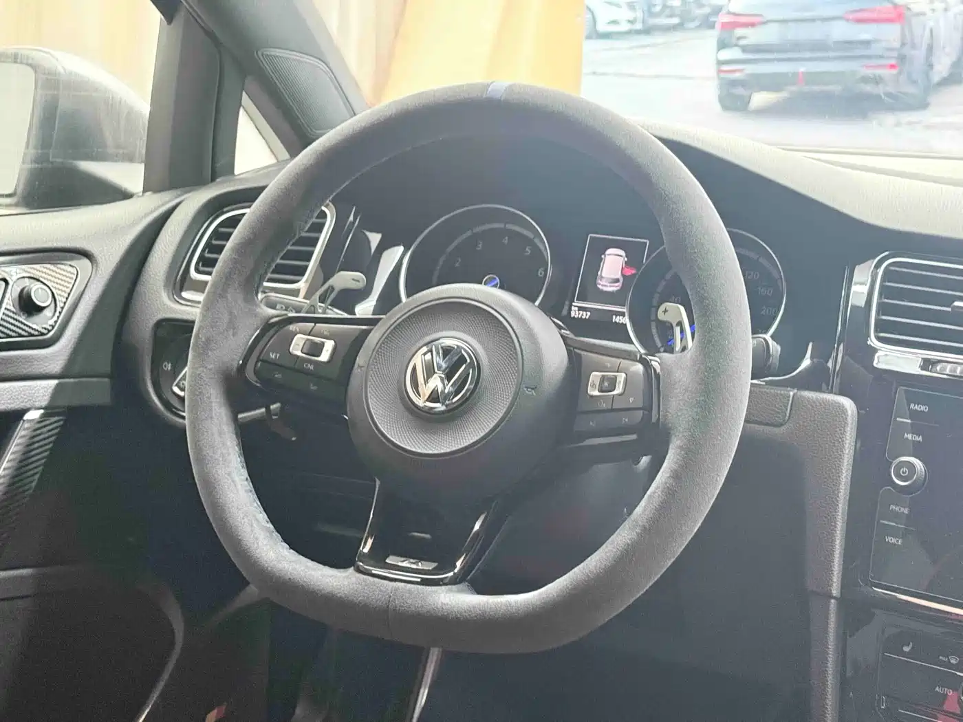 Volkswagen Golf (Import) 2015 2.0TSI R фото 12