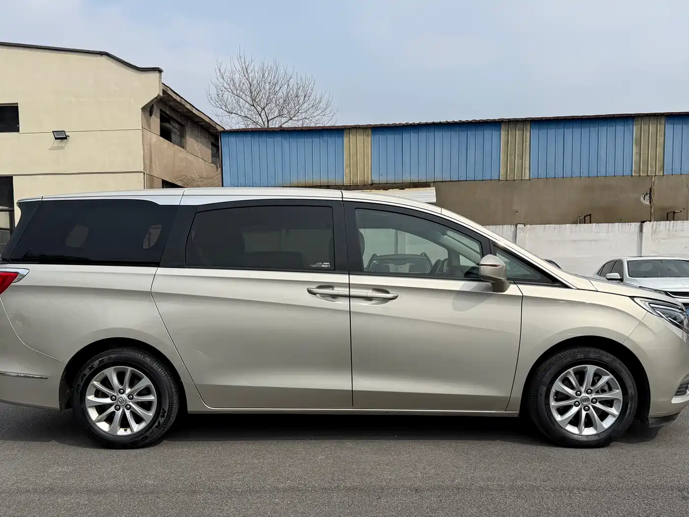 Buick GL8 2018 ES 28T Comfort Type China VI фото 20