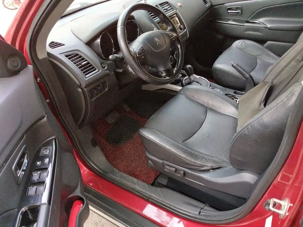 Peugeot 4008 (Import) 2014 2013 2.0L 4WD Luxury