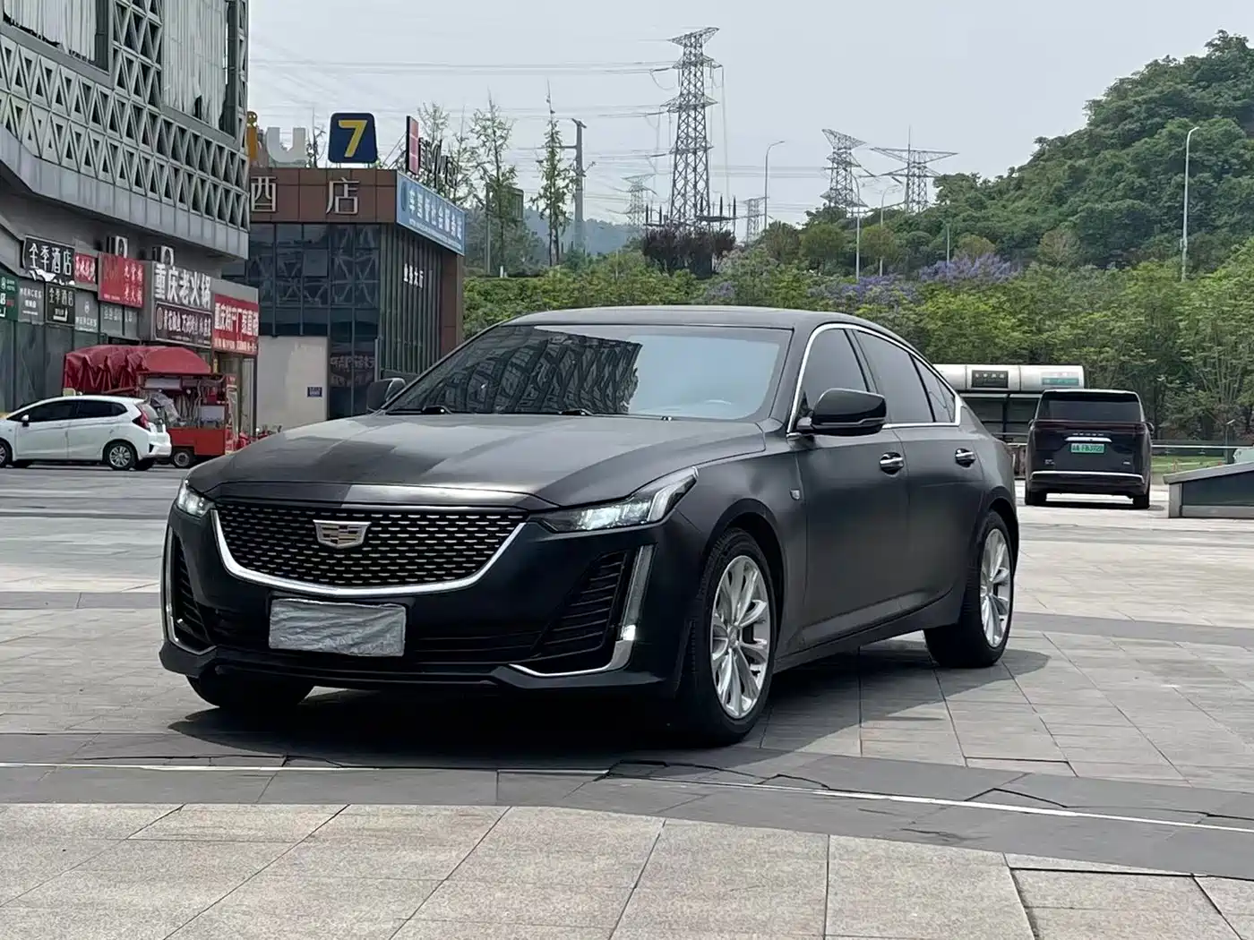 Фото 1 - Cadillac CT5