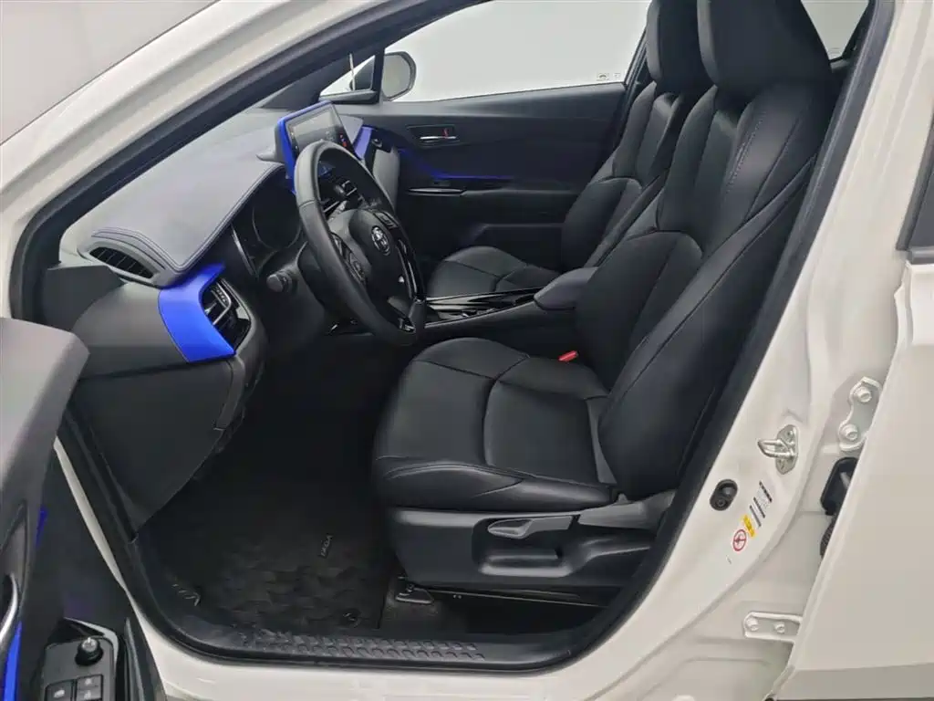 Toyota IZOA 2018 2.0L Yichi Edition China V фото 15