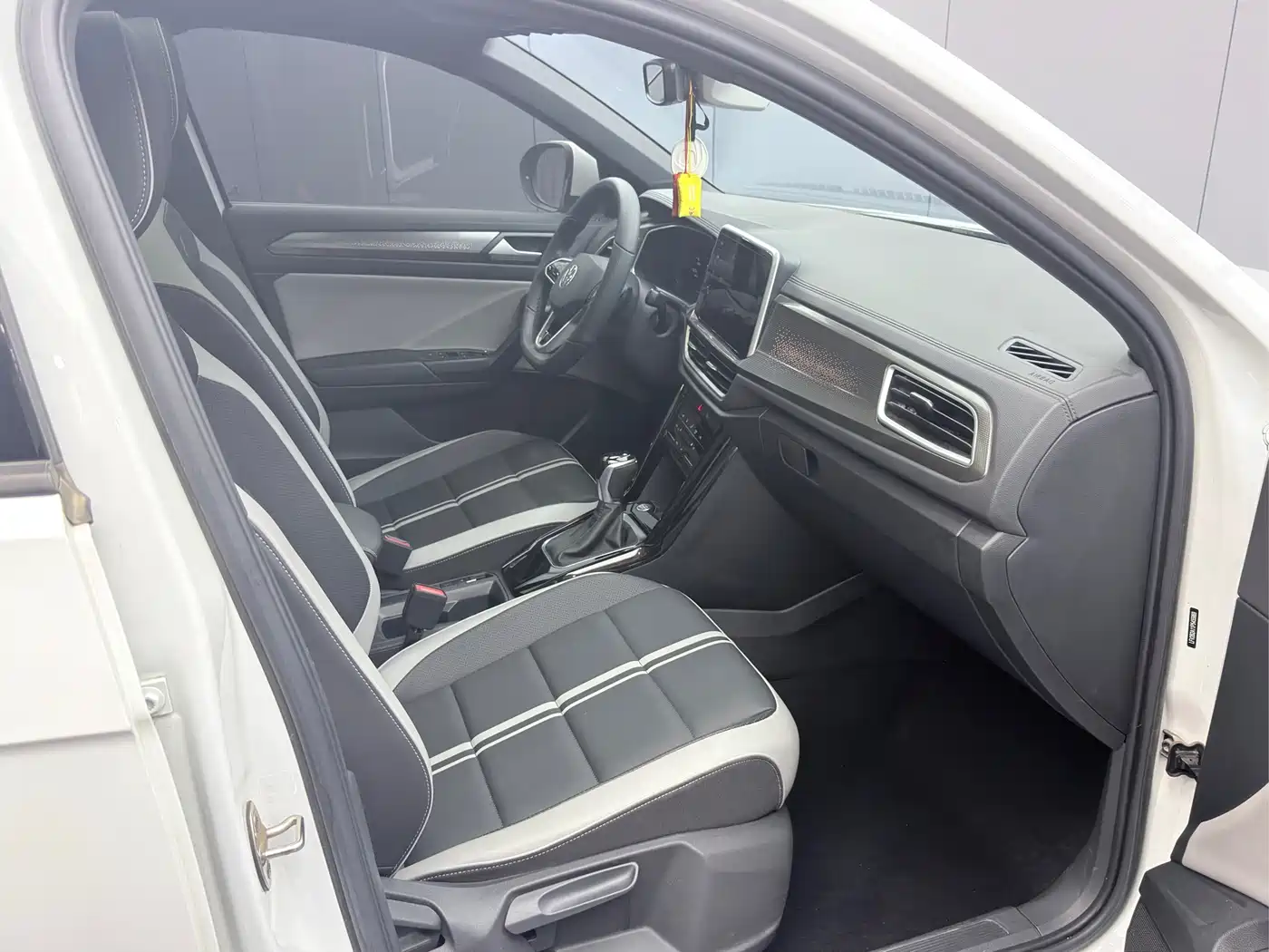Volkswagen T-Roc, миниатюра 22