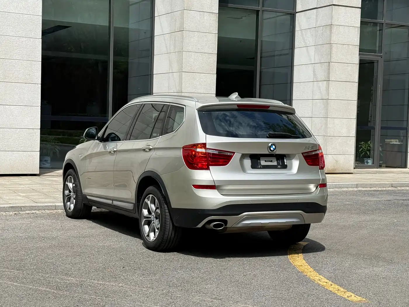 BMW X3 (Import) 2014 xDrive20i X Design Package фото 17