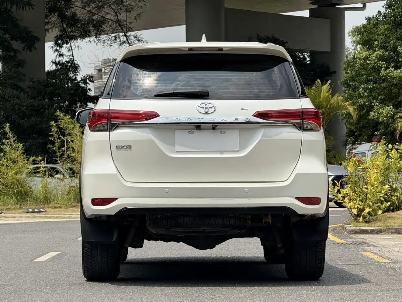 Toyota Fortuner 2016 2.7L Middle East Edition фото 6
