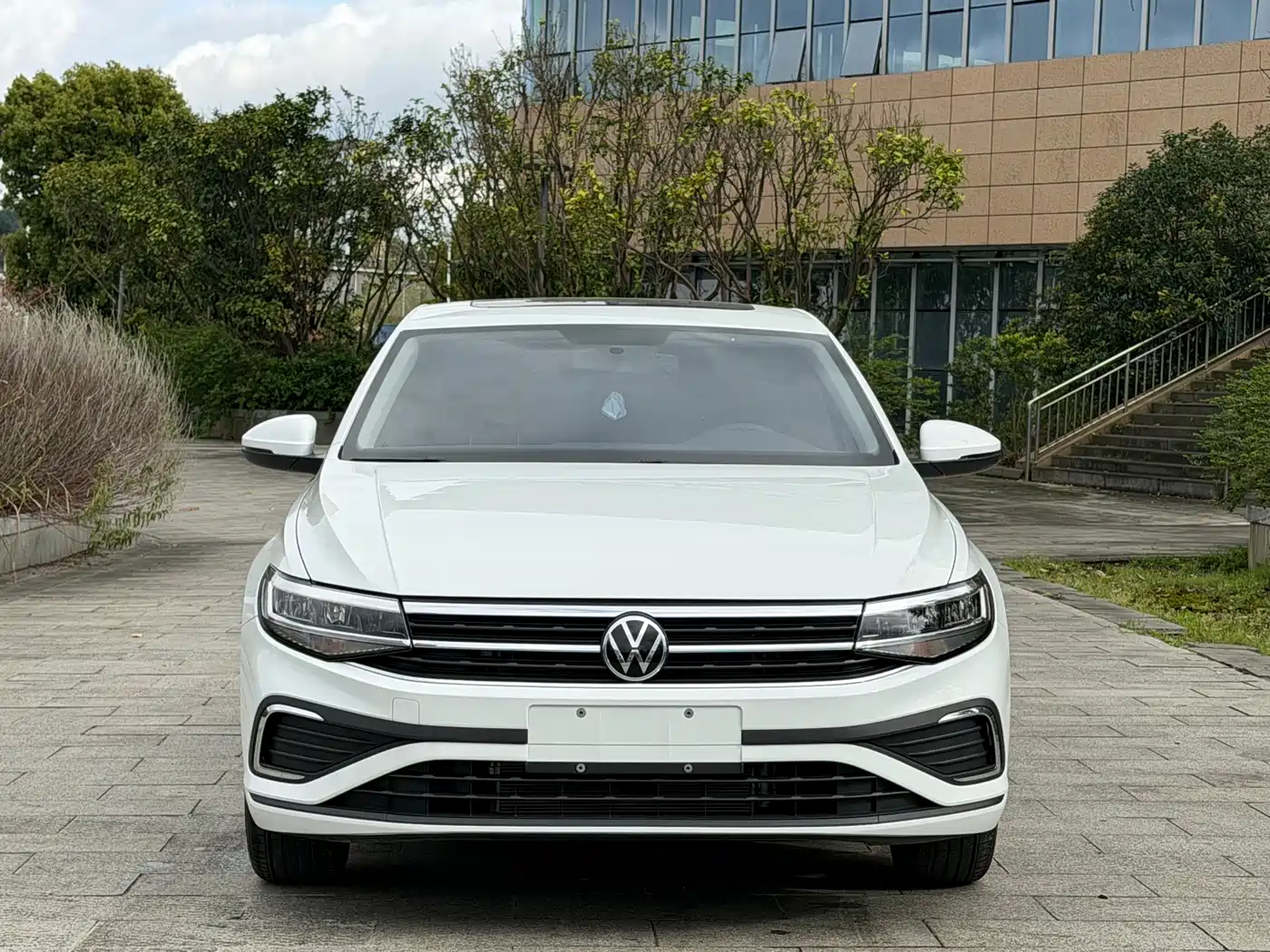 VOLKSWAGEN BORA