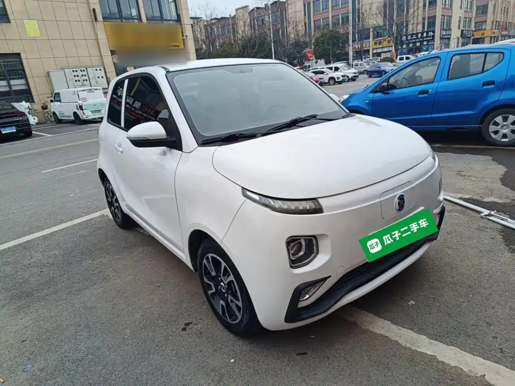 Huachen Xinyi Brilliance Xinyi i03A 2023 2022 Leasing Custom Edition